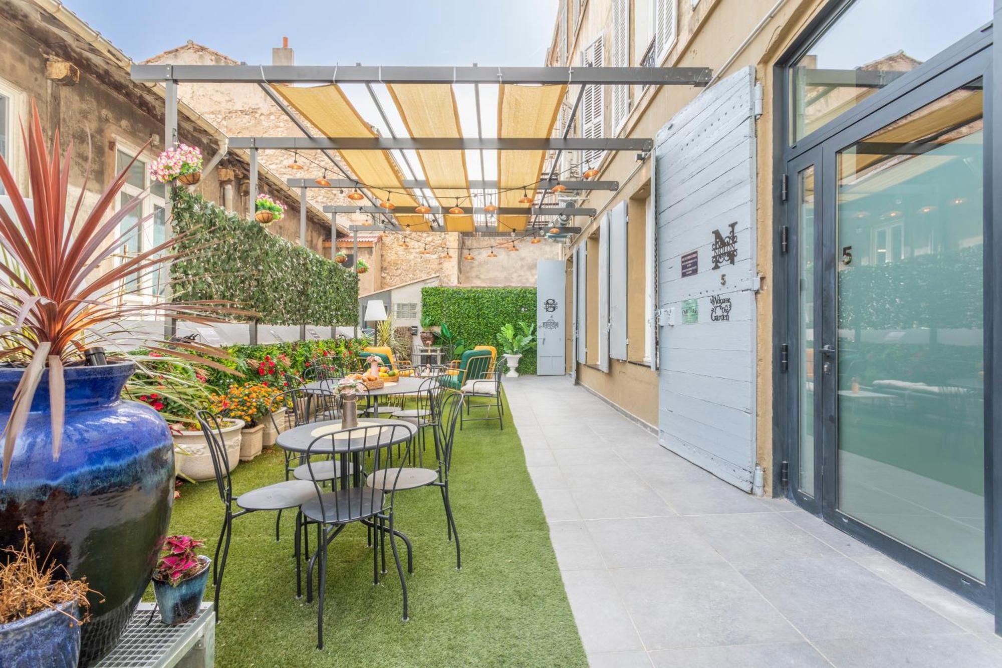 Adira Marseille Montgrand 2 Etoilesアパートメント エクステリア 写真