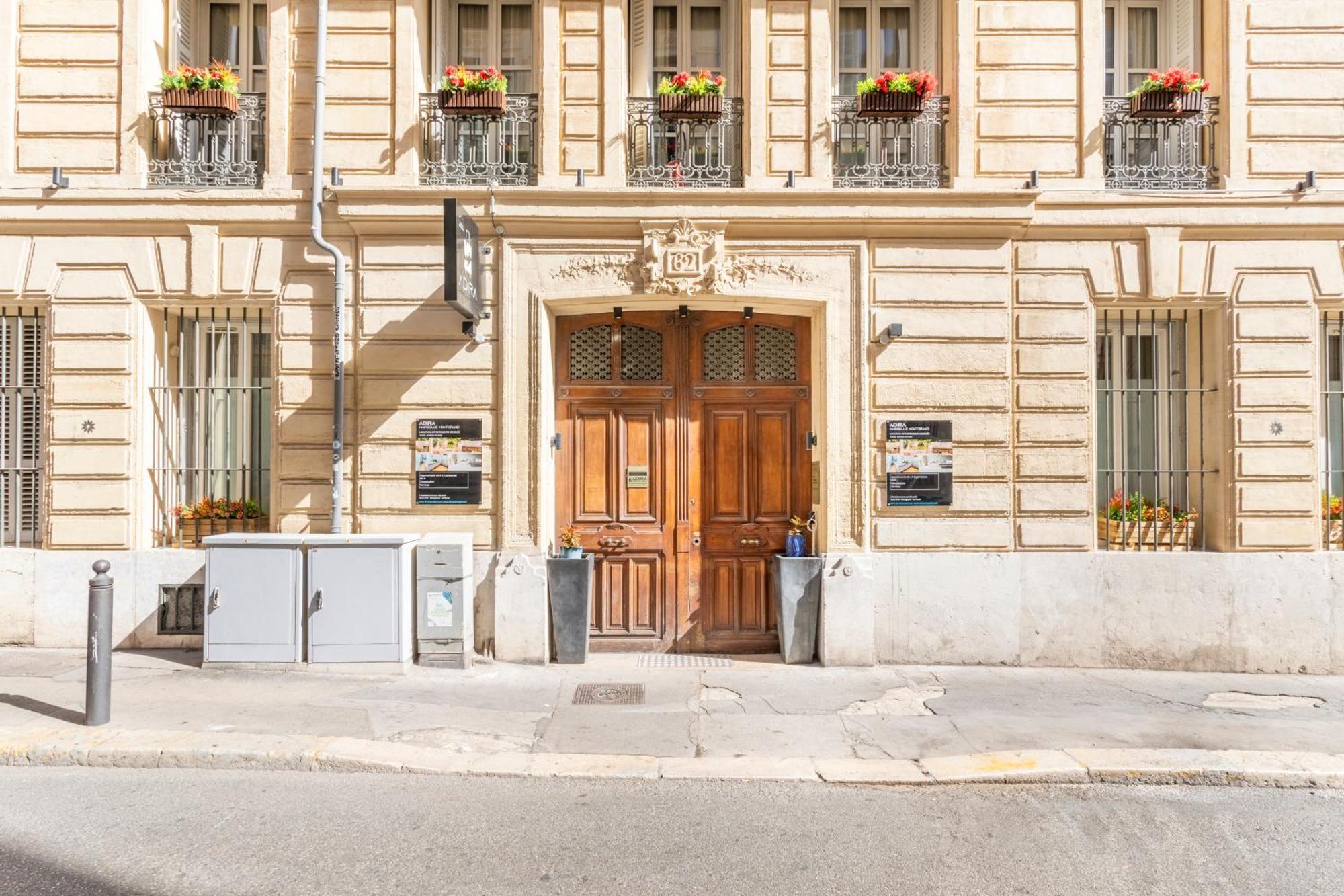 Adira Marseille Montgrand 2 Etoilesアパートメント エクステリア 写真