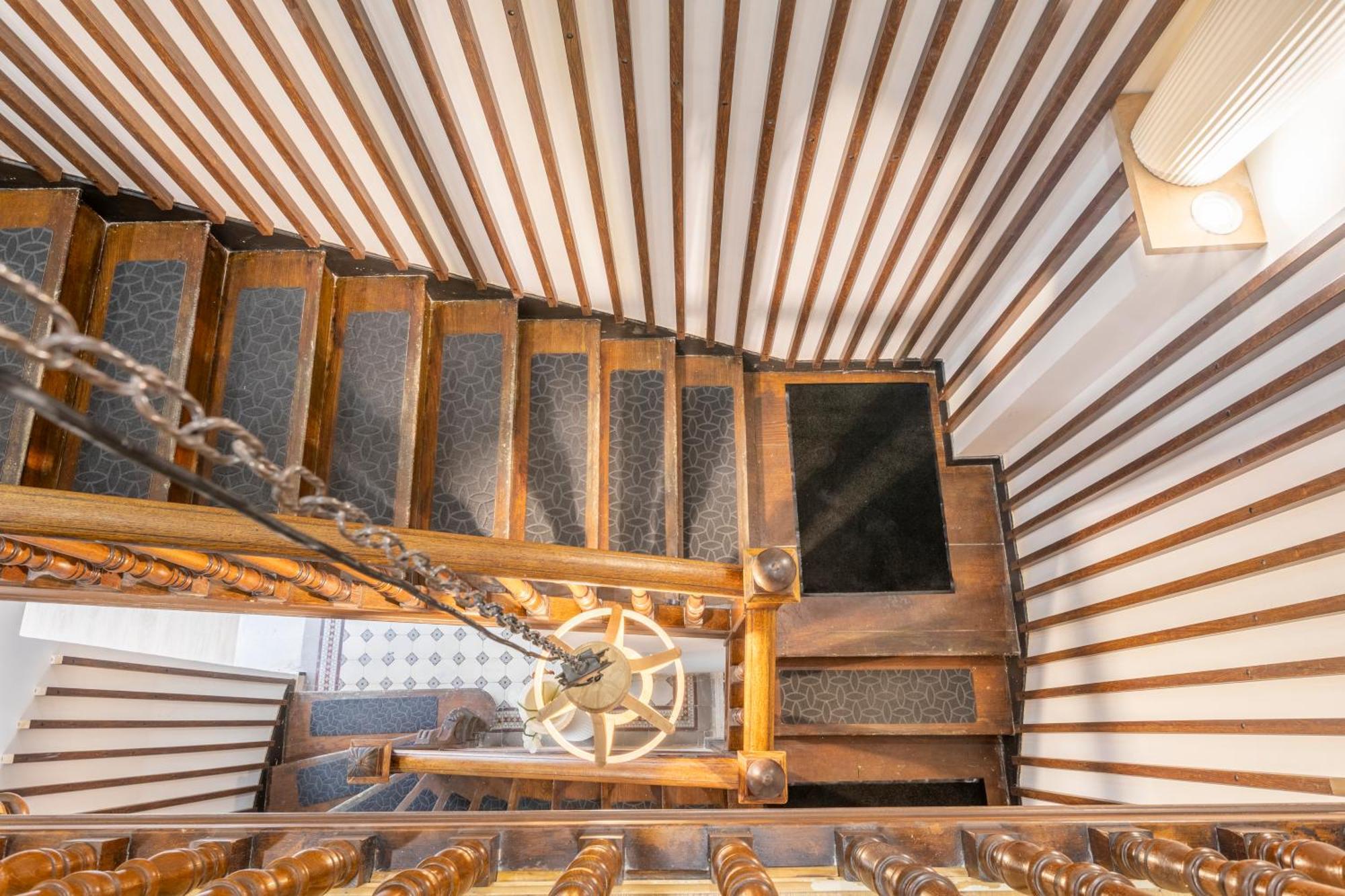 Adira Marseille Montgrand 2 Etoilesアパートメント エクステリア 写真
